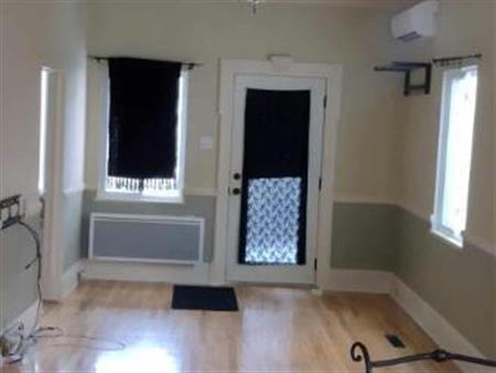 Maison à louer avec cours et stationnement (Rosemont)