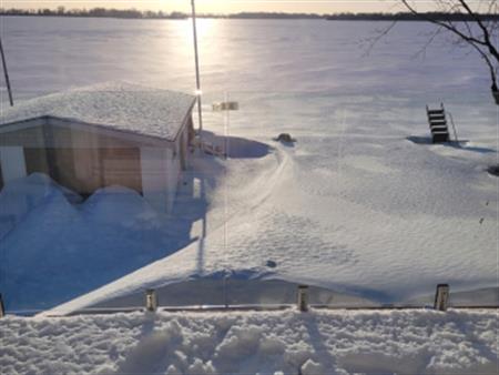 BORD-DE-L'EAU NAVIGABLE