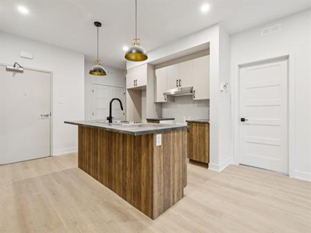 Nouveau Bâtiment 4 Unités De 2CH 1SDB