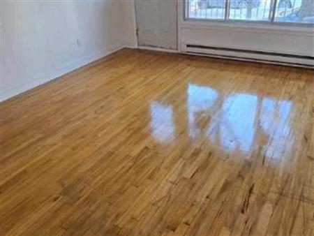 2 CH - 1 SDB - Montréal - $1,440 /mo