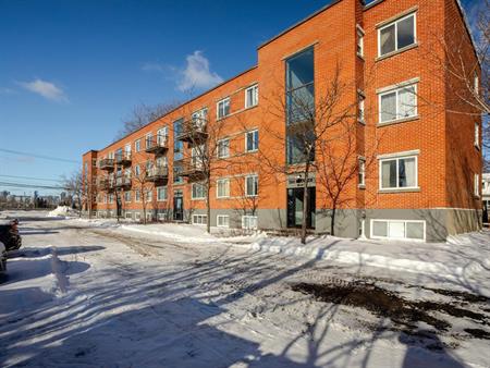 3 1/2 - 265 Rue Riverside, Saint-Lambert