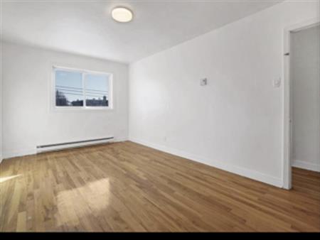 À Louer – 6510 Avenue Alexis-Content