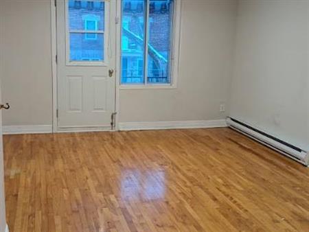 3 1/2 Rosemont Petite Patrie