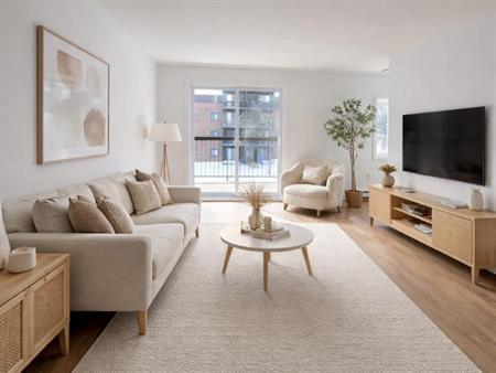 BEAU GRAND 4 ½ EN COIN , ENTIÈREMENT RÉNOVÉ - 1 485$ TOUT INCLUS ! DISPONIBLE À PARTIR DE JUIN OU JUILLET