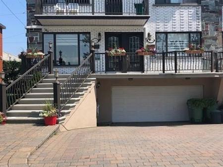 LaSalle Superbe 5 1/2 haut de duplex à louer - Chauffage électrique inclus - Disponible maintenant