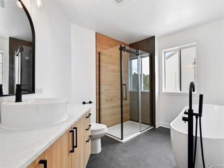 À louer 3 chambres-libre immédiatement