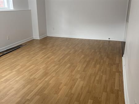 Spacieux 31/2 , Chauffé