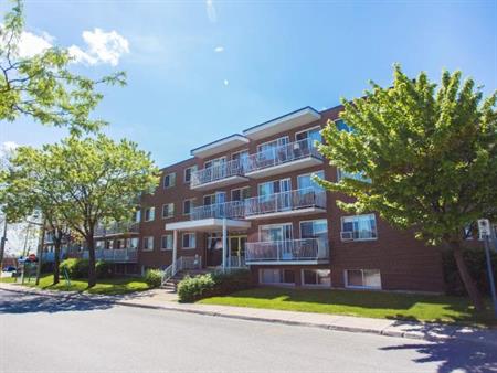 1 CH - 1 SDB - Laval - $1,250 /mo