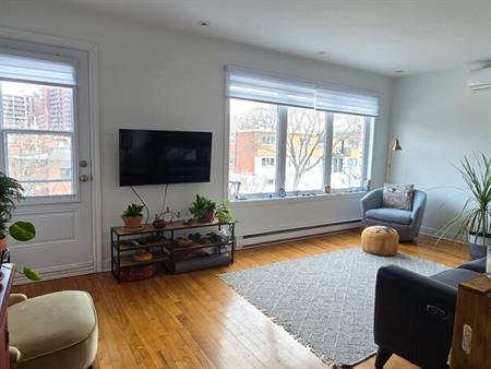 Grand 4 1/2 Ahuntsic - 2 Ch. Coucher +