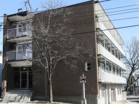 1 1/2 - Montréal (Lachine) - 1 300 $/mois