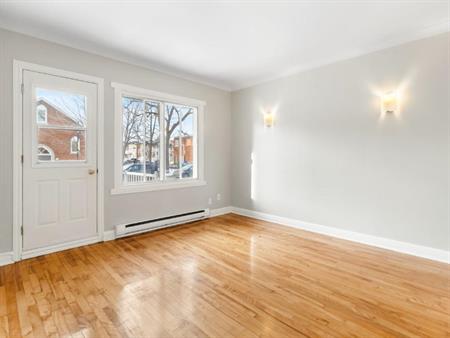 Superbe 4 1/2 à Lasalle!