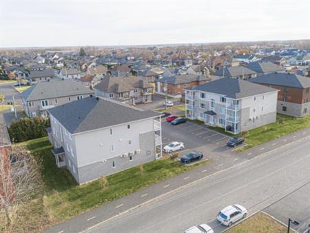 Magnifique Appartement 4 ½ Style Condo