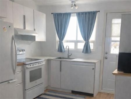 41/2 Quartier Limoilou– Disponible Immé