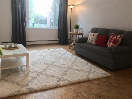 51/2 Ste Foy– Disponible 1er Juillet