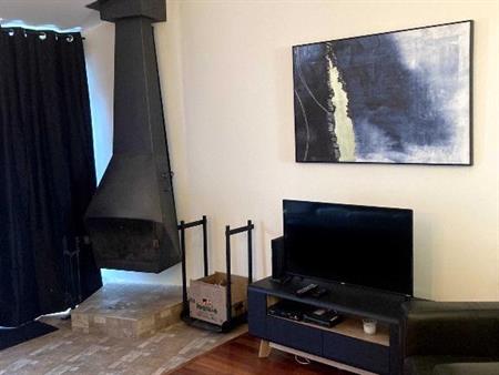 4 1\2 sur deux étages à Stoneham