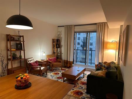 Grand 5 1/2- 3 chambres/2 salles de bain + bureau