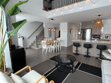 Condo 5 1/2 - Condo 3 chambres et 1.5 sdb