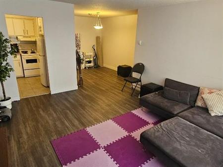 RABAIS 300$/mois - Superbe 3 ½ à Laval (Bords de l’eau) – Libre 1er Avril