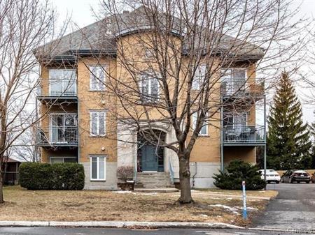 Superbe Condo à louer