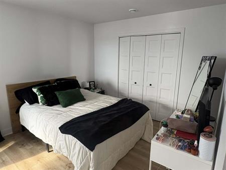 4 1/2 Secteur Tranquille - Droits Aux An