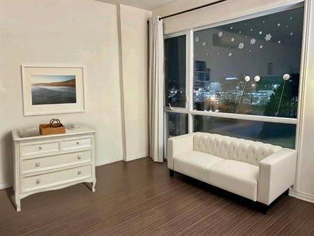 🏢 Grand 3½ moderne avec stationnement intérieur – Disponible 1er juillet – Saint-Hubert