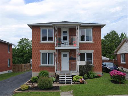 BEAU 3 1/2|CHAUFFAGE & EAU CHAUDE INCLUS