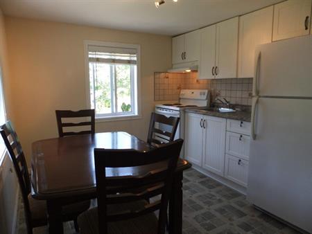 Beau grand 3 pièces, 2e étage