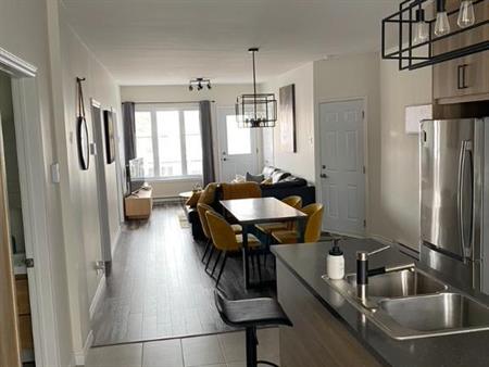 Beau et grand 5 1/2 à louer à St-Hyacinthe