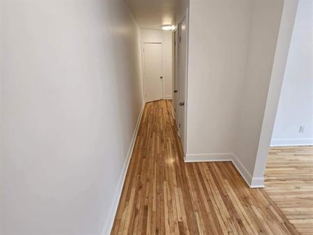 2 CH - 1 SDB - Montréal - $1,250 /mo