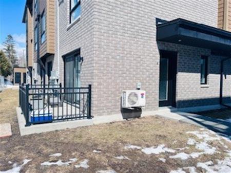 Condo Lumineux Une Chambre, Aylmer