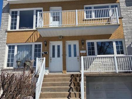 Blainville - Grand 5 1/2 à louer,