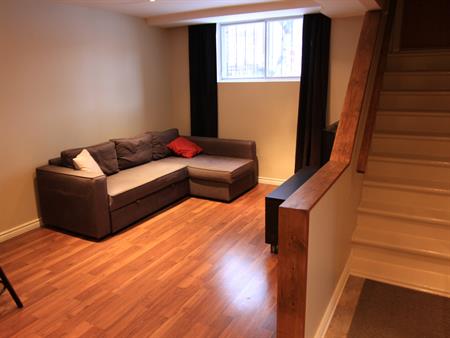 Petit 4 1/2 Dans Rosemont