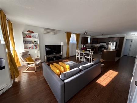 Grand Condo Lumineux 4 ½ – 2 Chambres à