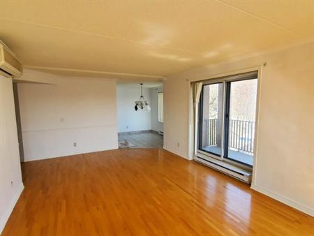 4 1/2 - Montréal (Anjou) - 1 850 $/mois