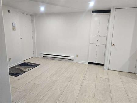 2 1/2 Iberville coin Hochelaga