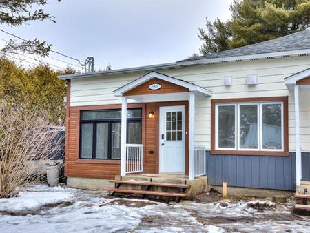 Logement style maison entièrement rénové – Sainte-Justine-de-Newton