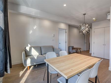 31/2 Entièrement Meublé