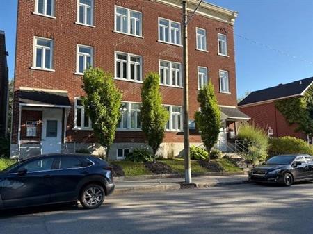 2 - 1495 Rue Marie-Rollet, Quebec
