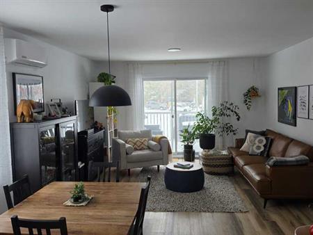 Appartement 4 ½ à Louer à Charlesbourg