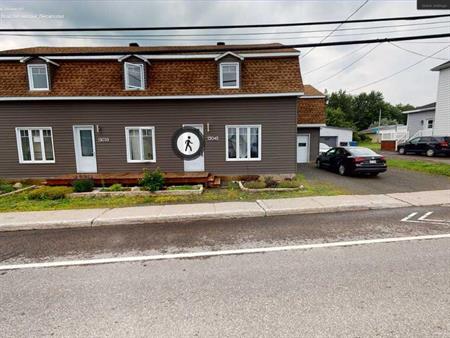 Grand 4 1/2 au cœur de Ste-Angèle