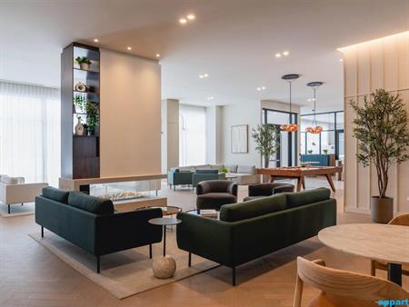 Montréal – Hemisphere, condo 4 1/2 haut de gamme à Pointe-Claire