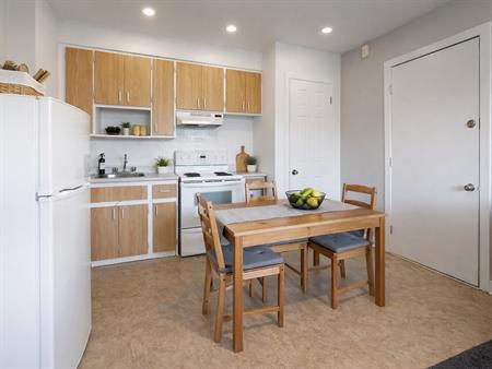 3 ½ LIBRE LE 1ER MAI - CHARLESBOURG