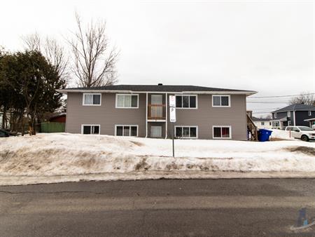 Bel Appartement - 7 Rue Crevier #3