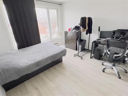 Immeuble - 250 Codère / 251 Salaberry 4 ½ à Louer – Rénové Avec électroménagers