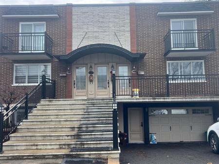 Appartement Saint-Léonard (Montréal) À Louer