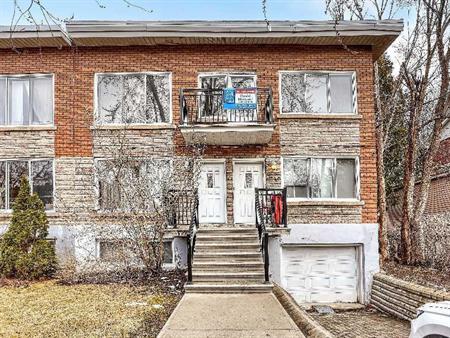 CDN/HAMPSTEAD | Haut de duplex rénové | 3 cac + 1 petit bureau