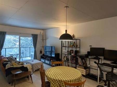Appartement 4 1\2 à Val-Bélair