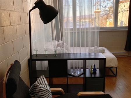 Studio Lumineux, Meublé, Tout Inclus