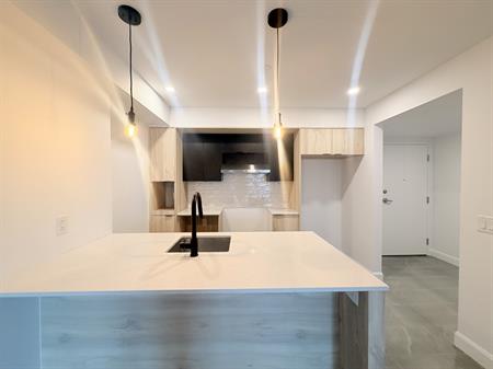 3 1/2 Moderne En PROMO à Ste-Foy