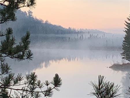 Lakefront, Off grid, Nature lovers Retreat